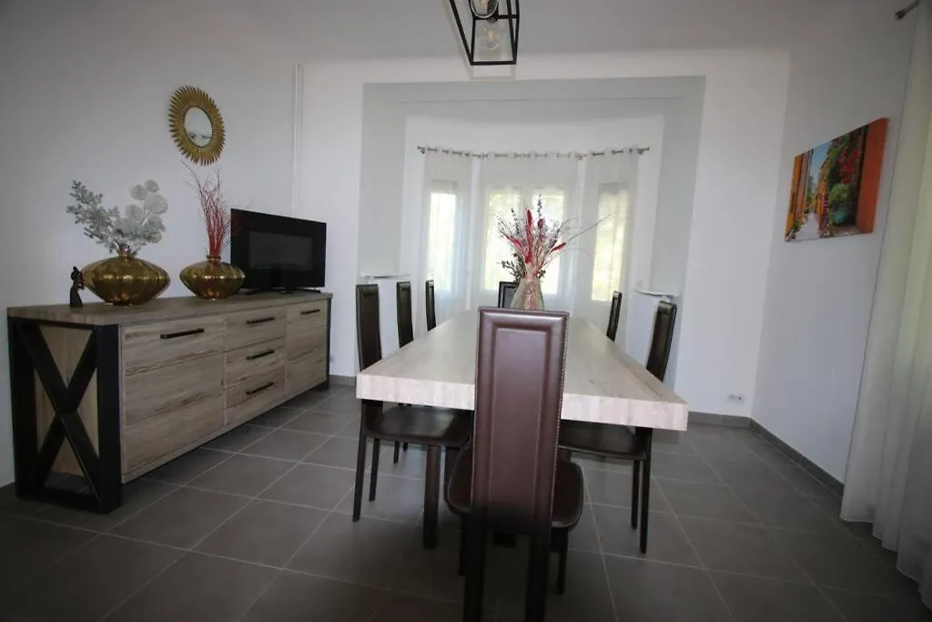 Villa Saint Arev Moderne City Center